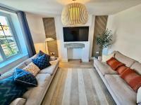 Blue Lias Cottage - Luxury Character Cottage for 6 - B&B Street
