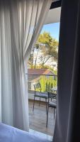 Golem, Durres Beachside Family Apartment - Chambres d'hôtes Golem