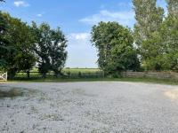 Cotswold farmhouse with Hot tub near Castle Comb - Chambres d'hôtes Chippenham