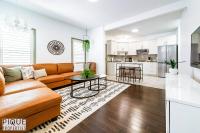 Spacious Bright - Sleep 2 - Long Stays - NFLX&WIFI - Bed and Breakfast Edmonton