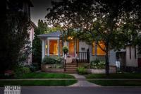 Hidden Gem Home-HotTub-Firetable-King Bed-BBQ -Deck - Chambres d'hôtes Edmonton