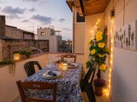 Minzoni con Terrazzo Clima & Wi-Fi - B&B Castellammare del Golfo