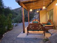 Sequoia Haven - Whimsical, Fairy Tale Earth-Berm Riverfront - Bed and Breakfast Three Rivers