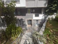 Luxury City Escape 2BR Apartment with Scenic Views & Private Garage - Ferienwohnung Skopje
