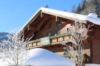 Apartment mit Balkon