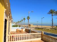 Beach house with private pool, aa and bbq in front of the sea - B&B Valencia
