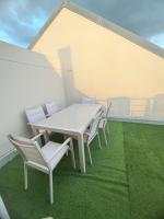 Le Nid Doux Duplex cosy avec vue et terrasse - B&B La Possession
