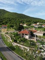 Mountain Escape Villa - B&B Gamvriá