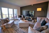 211 - Bright Condo - Pool and Cozy Atmosphere - B&B Baie-Saint-Paul
