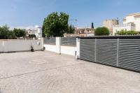 WELCS VILLA 378 EMP con piscina y jardin - B&B Empuriabrava
