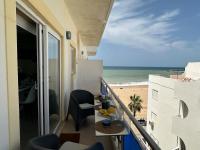 Beira Mar by FHR - Conforto com o Pé na Areia. - B&B Quarteira