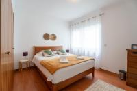 Cozy Island Apartment RAAL 1096 - Free Parking - Chambres d'hôtes Ponta Delgada