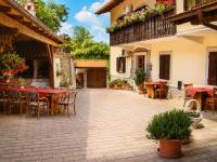 Turistična kmetija pri Friščevih - B&B Kozina