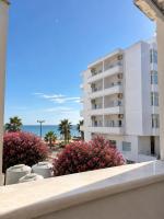 Flors Apartments - Bed and Breakfast Durrës