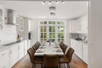 Fabulous House - Sleeps 14 - B&B Londra