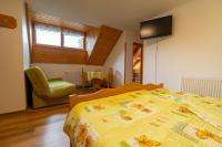 Dreibettzimmer mit Balkon