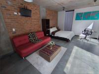 Well-Located Cumbayá Suite - 8 min to USFQ University - B&B Quito
