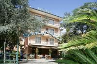 Residence Hotel Kriss - Ferienwohnung