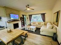 Pleasance Flat nr 8A Worcester Street - B&B Grahamstown