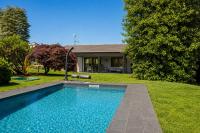 Villa Simonetta - Modern Design Home with Pool & Garden near Lake Como and Switzerland - B&B Albiolo