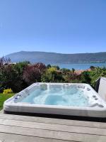 Sunshine Villa in front of Annecy Lake - Bed and Breakfast Veyrier-du-Lac