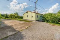 Villa Domia, a peaceful villa just 5km from the sea - Bed and Breakfast Kršan