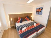 Nice Flats Premium 4 Zimmer 6 Bett Apartment, 3 Schlafzimmer, SmartTV, Küche - Chambres d'hôtes Hamm