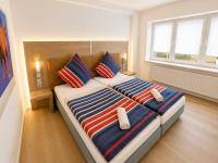 Nice Flats Premium 4 Zimmer 6 Bett Apartment, 3 Schlafzimmer, SmartTV, Küche - B&B Hamm