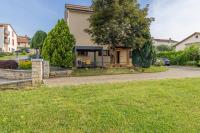 Green Oasis with Terrace - Bed and Breakfast Pazin