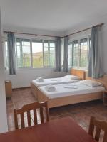 Anesis Studios & Apartments Plati Beach, Lemnos - Chambres d'hôtes Platí