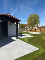 Cozy Beach Home - B&B De Haan