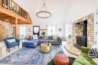 Sunday Circle - Hot Tub & Hill Country Wine Trail - B&B Fredericksburg