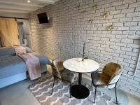 Swallow - B&B Boksburg