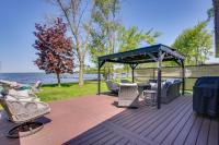 Lakefront Family Home w/ Dock & Views in Cecil! - Bed and Breakfast Cecil