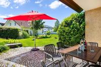 Ferienwohnung Aussichtsreich - großzügig mit Terrasse und Aussenkamin - Bed and Breakfast Lindau