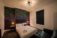 Sea & City Recharge Hub, Contractor Base with Fast WiFi & Free Parking - Chambres d'hôtes Sunderland