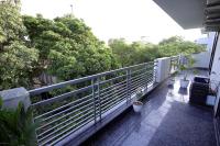 Appartamento con 4 Camere da Letto e Balcone 