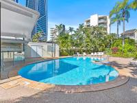 Broadbeach Beachside 2BR Pool, Spa, BBQ, Aircon - B&B Gold Coast