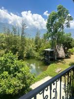 Familienzimmer mit Bergblick