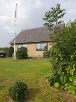 Lovely Holiday Home With Views Of Fields - B&B Lebøl