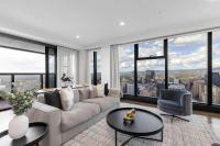 Luminesque Skyhome Stunning Views 2 Carparks - Bed and Breakfast Adelaide