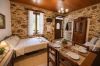 Pandora Stone Cottage Elos - Bed and Breakfast Élos