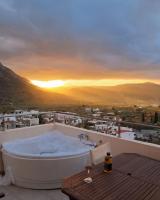 Roza Stone Suite with Hot Tub & Mountain view - B&B Goníai