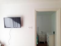 Valéria Vendégház - B&B Balatonfenyves