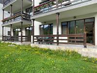 Cozy Riverfront Apartments with garden and mountain view - B&B Buşteni