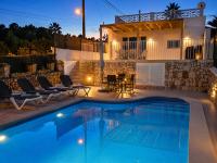 Hermosa casa con piscina cerca de la playa de Punta Prima - B&B Punta Prima