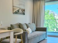 4 SUMMER Creamy Sand White Blue parking podziemny w cenie - B&B Kołobrzeg