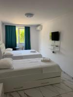 Elois Apartments - Bed and Breakfast Shëngjin