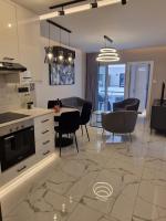 2 BR Modern Apartment in the Heart of Larnaca! - Chambres d'hôtes Larnaca
