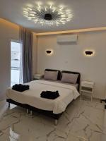 2 BR Modern Apartment in the Heart of Larnaca! - Ferienwohnung Larnaka